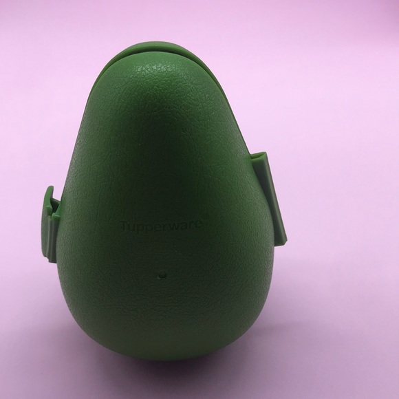 Tupperware Avocado Keeper - Picture 8 of 16